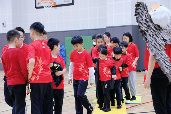 学生集会 - 首次学院活动,南通惠立学校